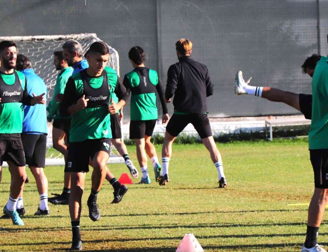 Denizlispor, Umutlarını Sürdürmek İstiyor