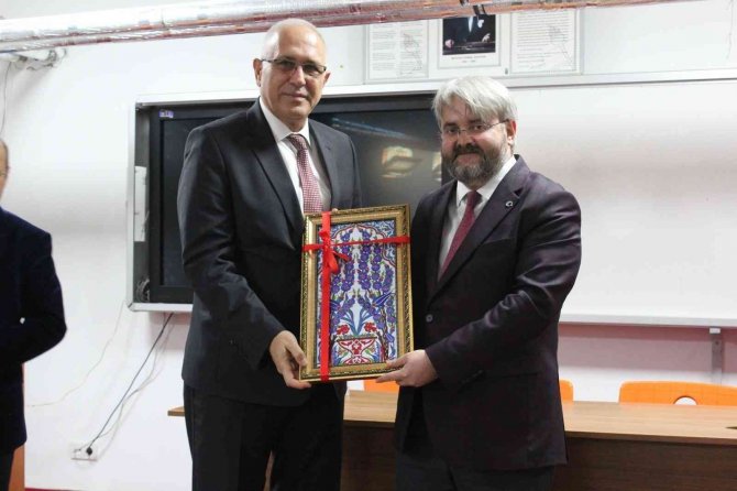 Manisa İ̇l Müftüsü Soykök, Salihli’de Öğrencilerle Buluştu