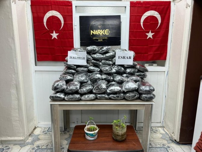 Nusaybin Polisinden Son Yılların En Büyük Uyuşturucu Operasyonu