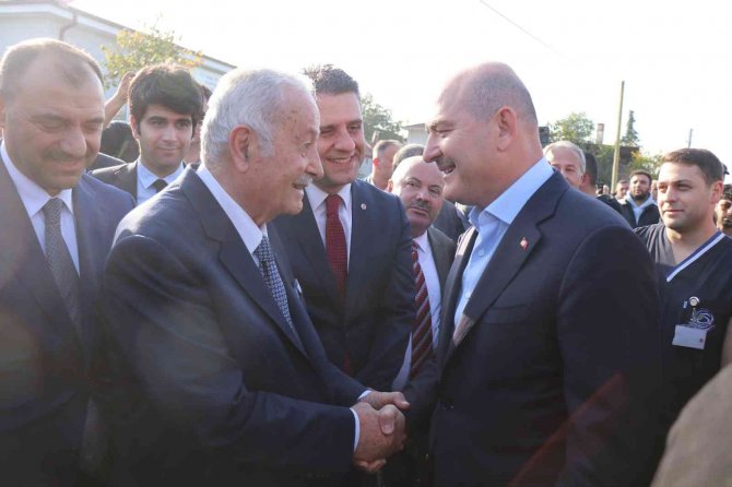 İ̇çişleri Bakanı Soylu: “Dünyanın Hiçbir Yerini Yalnız Bırakmayan Büyük Bir Milletin Evlatlarıyız”