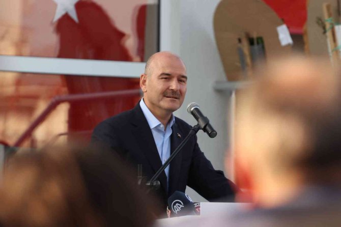 İ̇çişleri Bakanı Soylu: “Dünyanın Hiçbir Yerini Yalnız Bırakmayan Büyük Bir Milletin Evlatlarıyız”