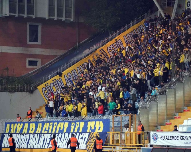 Spor Toto Süper Lig: Kasımpaşa: 0 - Mke Ankaragücü: 0 (İ̇lk Yarı)