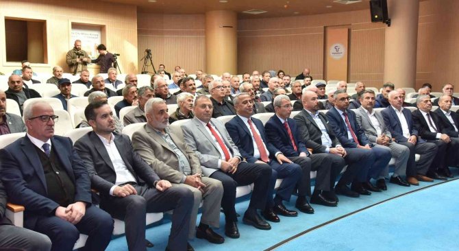 Tekkeköy’den Çiftçilere Tohum Desteği