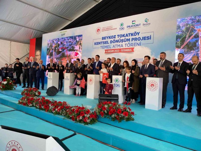 Bakan Kurum: “Evlerinize Huzur İçerisinde Gireceksiniz, Oturacaksınız”