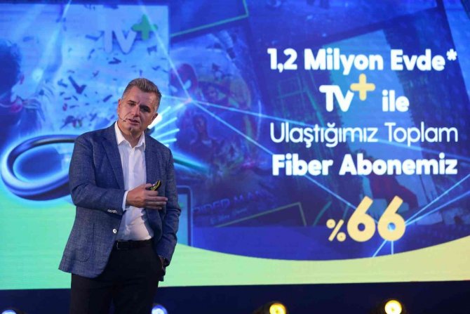 Turkcell Üçüncü Çeyrekte Yüzde 57 Büyüdü, İlk 9 Ayda 2,2 Milyon Yeni Müşteri Kazandı
