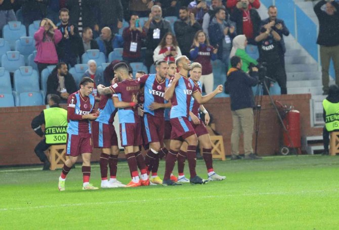 Uefa Ülke Puanı Sıralamasında Türkiye 12. Sıraya Yükseldi