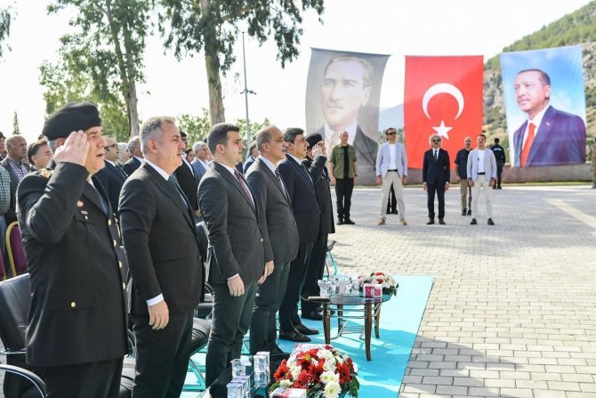 Karaisalı İ̇lçe Jandarma Komutanlığına Yeni Hizmet Binası