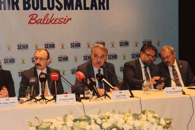 Ak Parti Genel Başkan Yardımcısı Hayati Yazıcı’dan Anayasa Değişikliği Yorumu