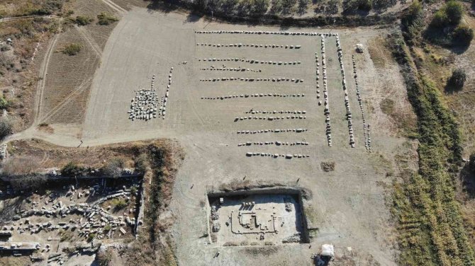 Magnesia Antik Kenti’nde ’Zeus Tapınağı’ Tamamıyla Ortaya Çıkarıldı