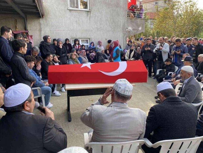 Maden İşçisi Taner Şen Son Yolculuğuna Uğurlandı