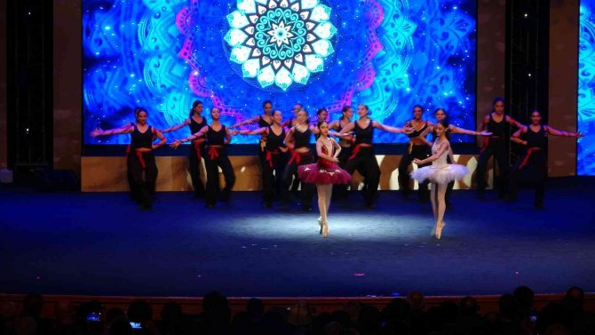 Korkut Ata Türk Dünyası Film Festivali Ödülleri Sahiplerini Buldu