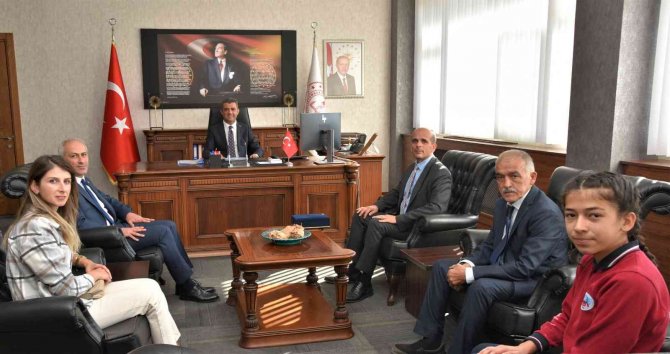 Serinhisarlı Öğrenciler Leblebi Projesiyle Türkiye 1.’si Oldu