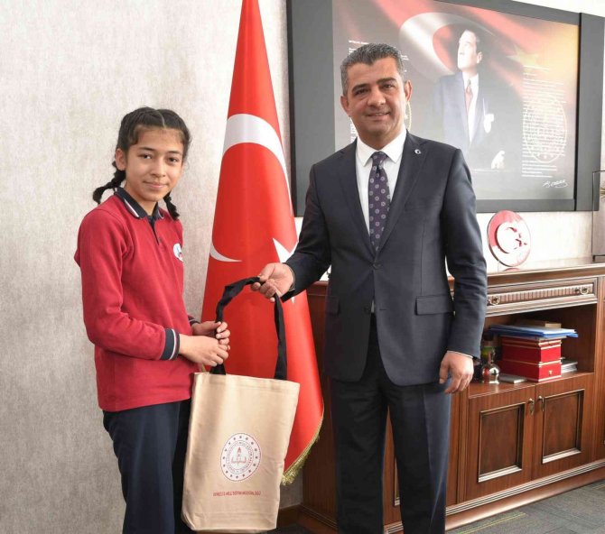 Serinhisarlı Öğrenciler Leblebi Projesiyle Türkiye 1.’si Oldu