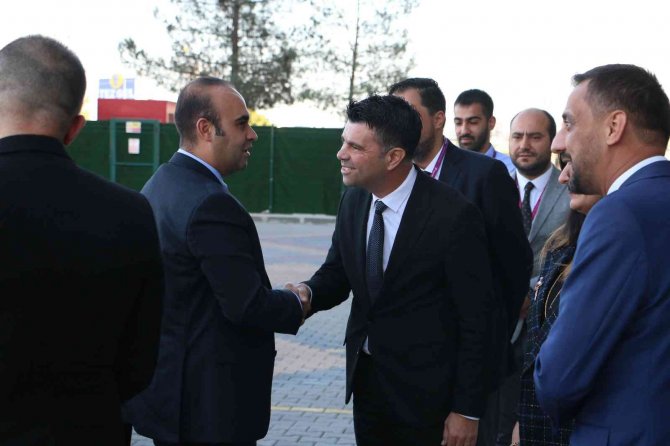 800 Çalışanı Olan Çağrı Merkezinin Yeni İstihdam Hedefi Bin 500