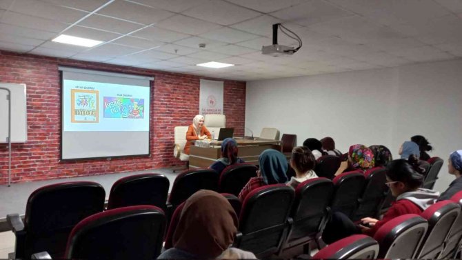 Yurtlarda Kalan Öğrencilere Eğitim