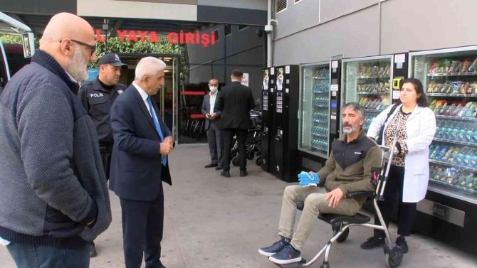 Tuzla’da Gazeteciyi Sokak Ortasında Darp Ettiler