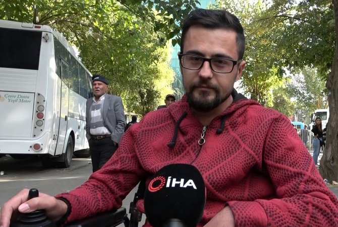 Chp’li Erdoğan Hayranı: "Tayyip’in Hastasıyım. Bu Adama Nankörlük Edenler Var, Onlar Bu Ülkenin Vatandaşı Değil"