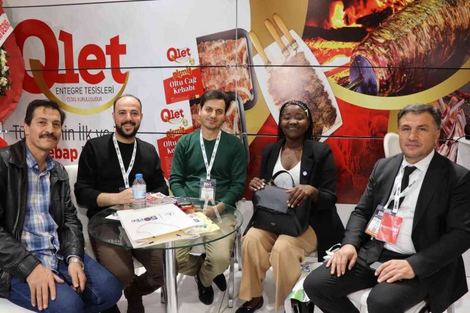 Oltu Cağ Kebabı Expo Ticaret Fuarının Göz Bebeği Oldu