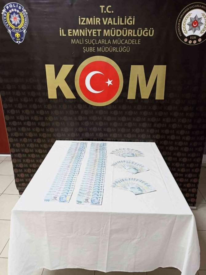 Kalpazanlar İ̇zmir Polisinden Kaçamadı