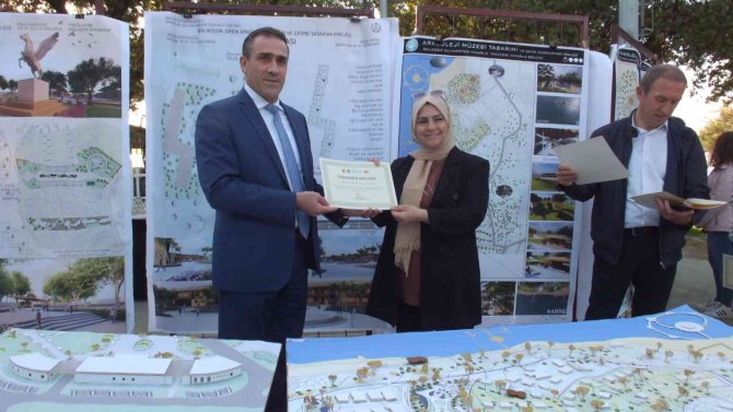 Balıkesir’de Adramytteion Kentsel Tasarım Projesi Sergilendi