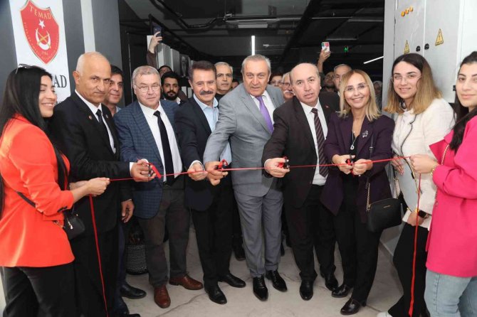 Şehit Aileleri Ve Hasta Çocuklara Asker Morali