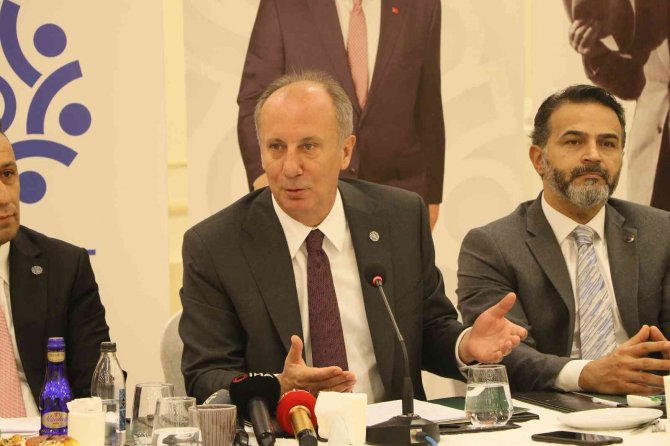 Muharrem İ̇nce: "Chp’de Demokrasi Olsaydı Ben Partiden Ayrılmazdım"