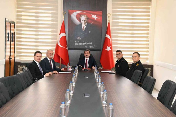 Muğla’daki Tüm Okullarda ‘Gönüllü Okul Trafik Görevlileri’ Projesi