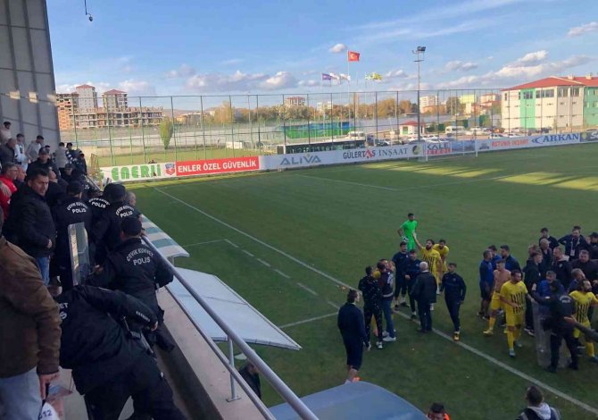 Maç Sonu Büyük Kavga Çıktı!