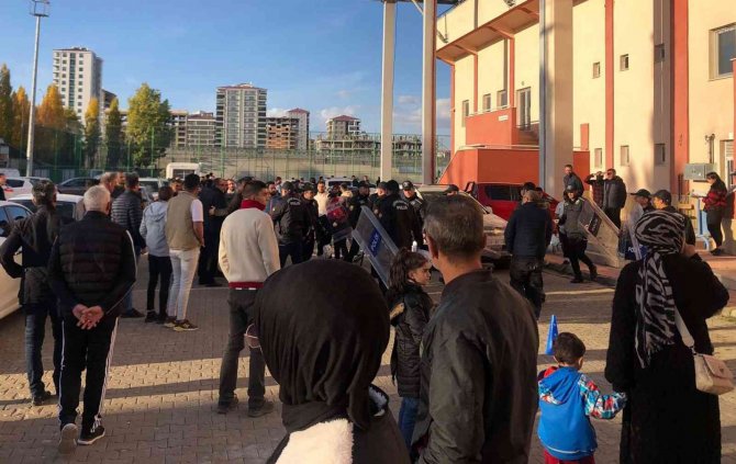 Maç Sonu Büyük Kavga Çıktı!