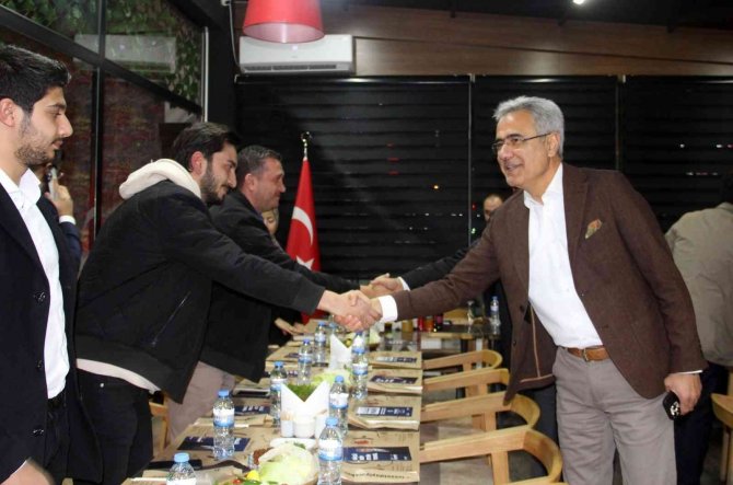 Stso Başkan Adayı Özdemir: “Koltuklar Gelip Geçici”