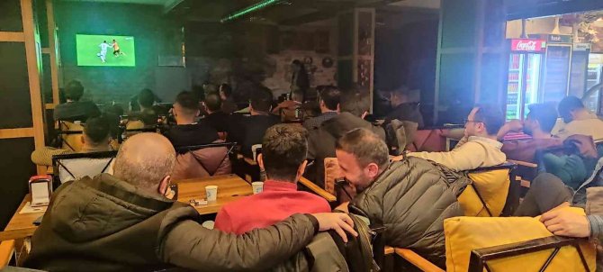 Yüksekovalılar Galatasaray- Beşiktaş Maçına Kilitlendi