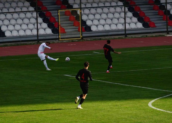 Tff 2. Lig: Gmg Kastamonuspor: 2 - Diyarbekirspor: 1