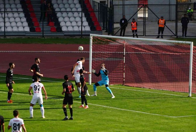 Tff 2. Lig: Gmg Kastamonuspor: 2 - Diyarbekirspor: 1