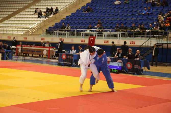 Ümitler Judo 1.lig 1.etap Müsabakaları Van’da Başladı