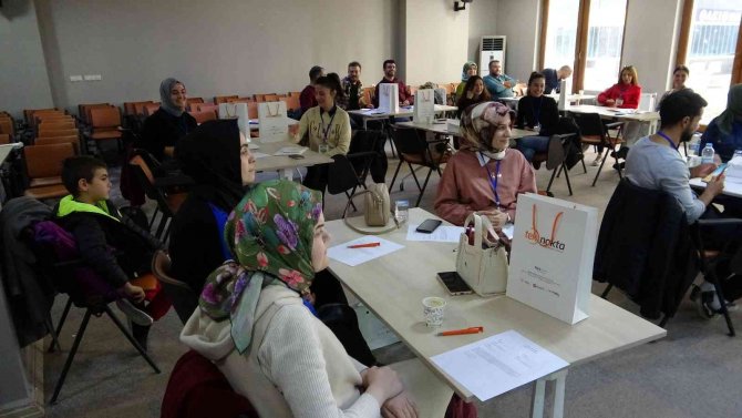 Van’da Öğretmenlere Lego Ve Steam Eğitimi