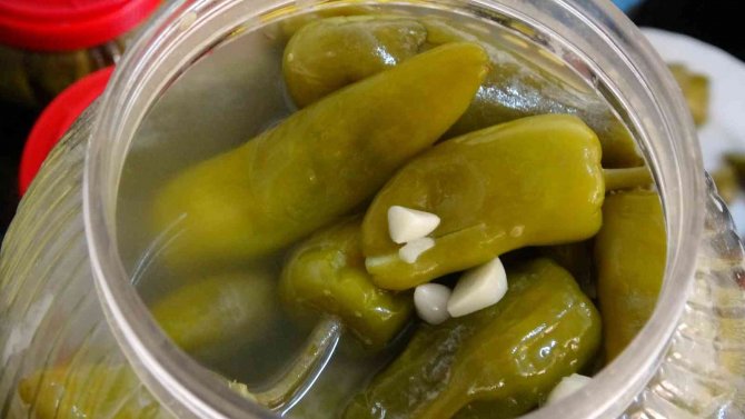 Yozgat’ta Kadınlar, Daha Önce Evlerde Ürettikleri Turşunun Seri Üretimine Geçti