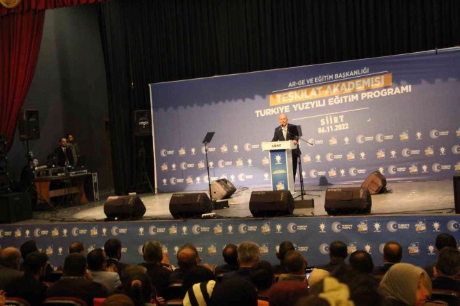 Bakan Soylu: “20 Yılıdır Dünyayı Avuç İçi Gibi Bilen Devrimci Bir Liderle, Recep Tayyip Erdoğan’la Batı’yı İlk Kez Böyle Yakaladık”