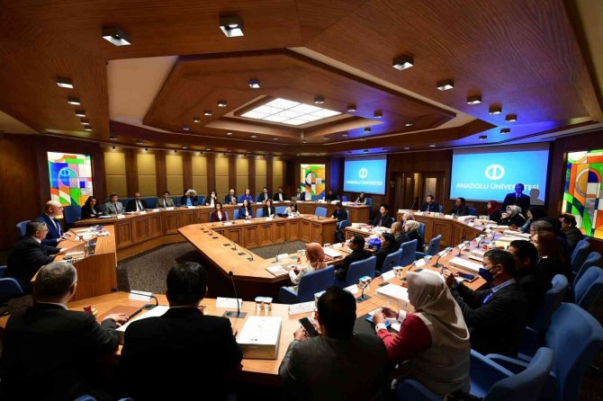 Anadolu Üniversitesi İle Endonezya Apti̇kom Arasında Önemli İş Birliği