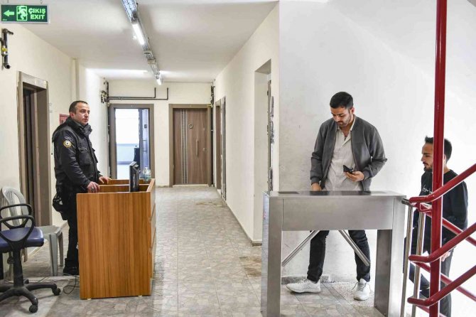 Ankara Büyükşehir Belediyesi Üniversite Öğrencilerini Ağırlamaya Devam Ediyor