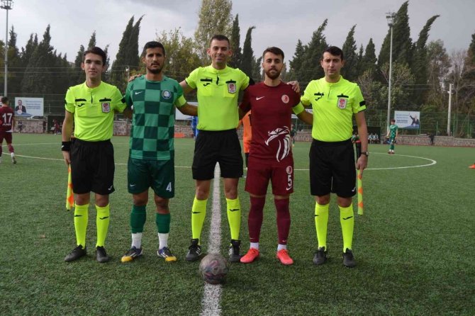 Salihli Belediyespor, Evinde Kartalspor’a Farklı Yenildi