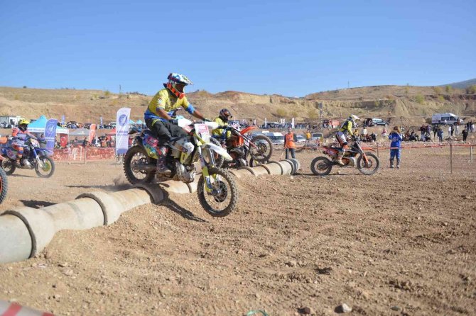 Çorum’da Nefesleri Kesen Festival