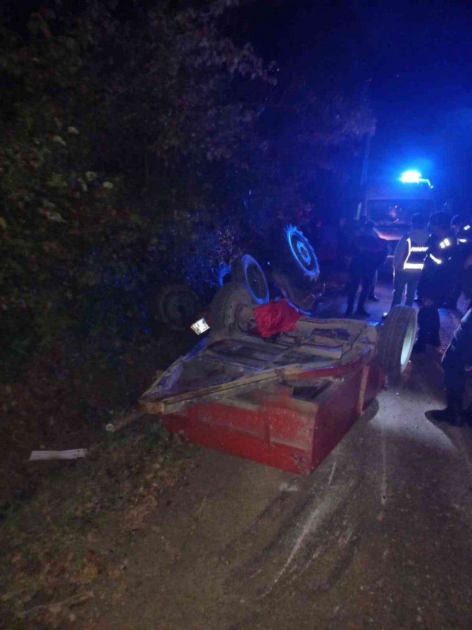 Devrilen Traktörün Altında Kalan Sürücü Hayatını Kaybetti