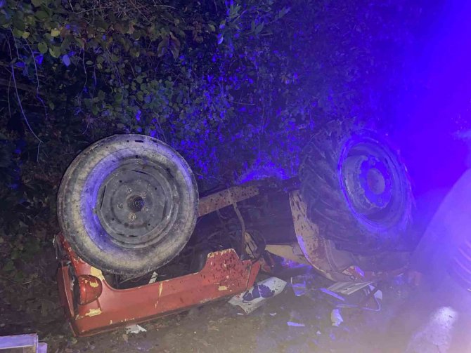 Devrilen Traktörün Altında Kalan Sürücü Hayatını Kaybetti