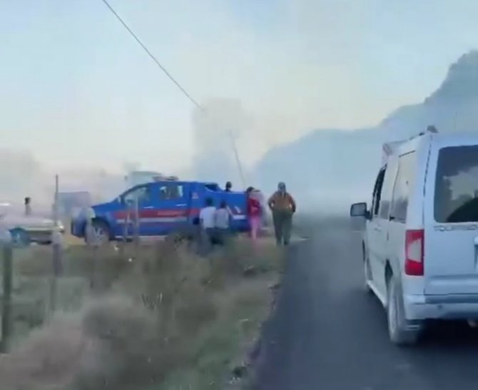 Ormanlık Alanda Çıkan Yangın Korkuttu