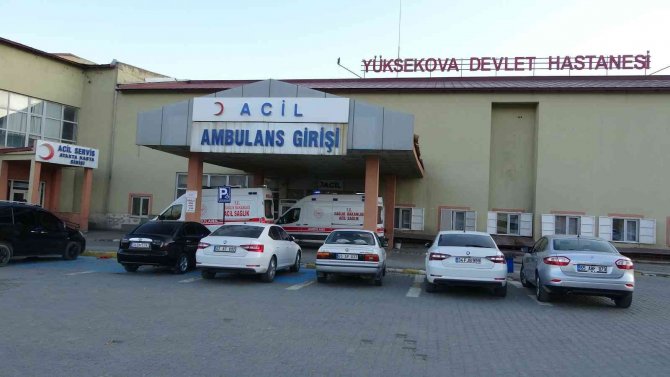 5. Kattan Düşen 16 Yaşındaki Kız Ağır Yaralandı