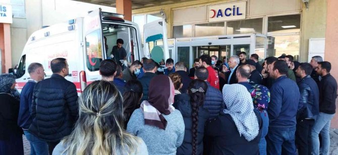 5. Kattan Düşen 16 Yaşındaki Kız Ağır Yaralandı