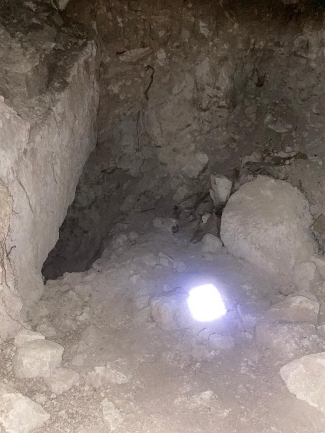 İ̇zinsiz Kazı Yapan Şahıs Suçüstü Yakalandı