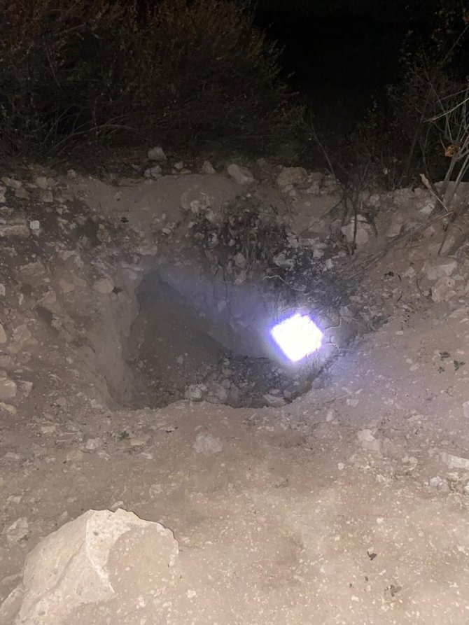 İ̇zinsiz Kazı Yapan Şahıs Suçüstü Yakalandı