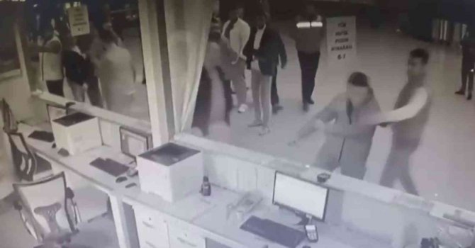 Otogarda ’Neden Fiyat Yükseltmiyorsun’ Kavgası