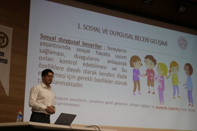 Cizre’de 180 Usta Öğretici Aile Okulu Eğitiminde Buluştu